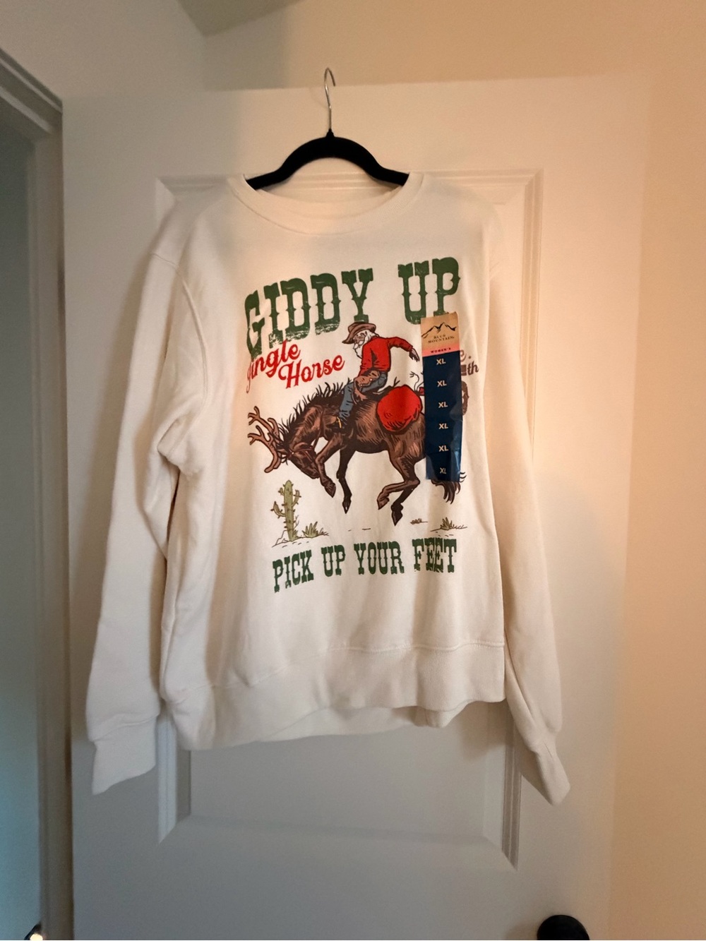 White 'Giddy Up' Graphic Sweatshirt